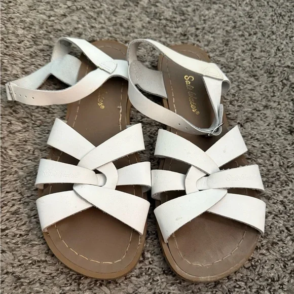 Saltwater sandals - Picture 1 of 3